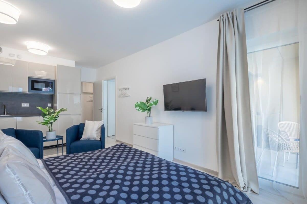 Modern Apt In Authentic Central Area Budapeste Exterior foto