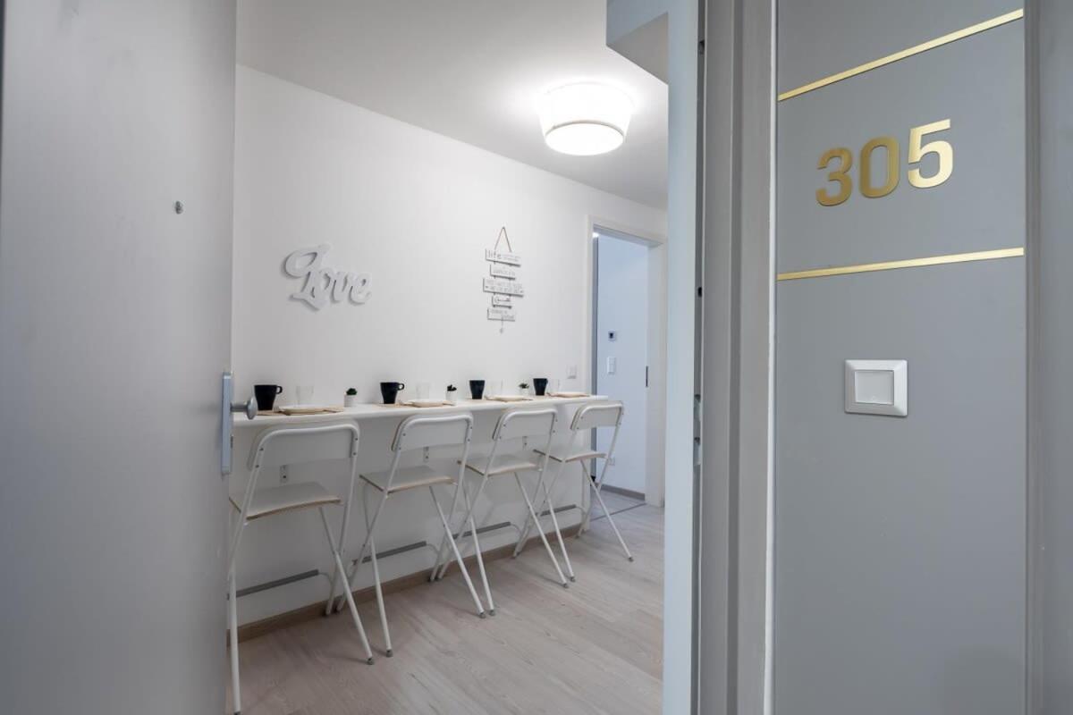 Modern Apt In Authentic Central Area Budapeste Exterior foto
